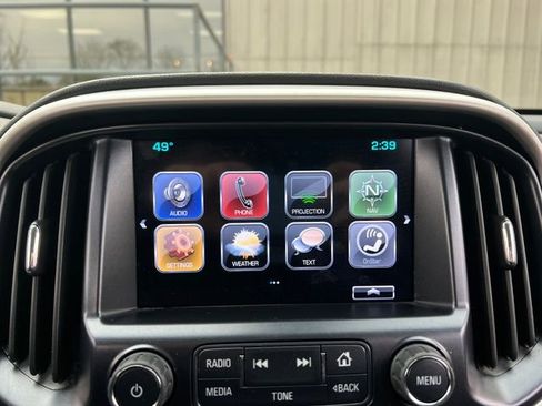 Used 2017 GMC Canyon SLT w/ Driver Alert Package image 24