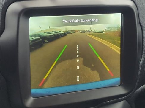 Used 2022 Jeep Renegade Limited w/ Sun, Sound & Wheels Group image 19