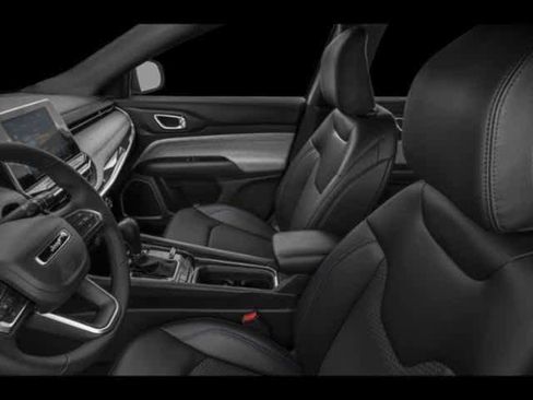 New 2026 Jeep Compass Limited image 18