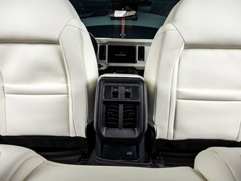 Used 2026 Ford Bronco Heritage Edition AWD/4WD image 32
