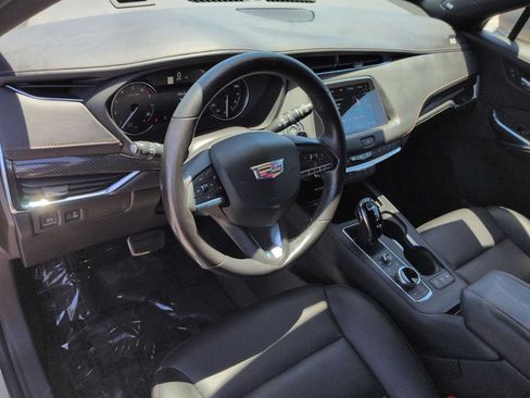Certified 2023 Cadillac XT4 Sport w/ Driver Assist Package FWD image 12