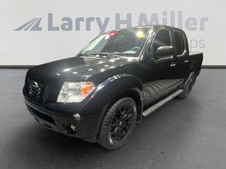 Certified 2020 Nissan Frontier SV w/ Midnight Edition Floor Mats image 1