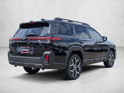 Used 2026 Subaru Outback Touring XT AWD/4WD image 2