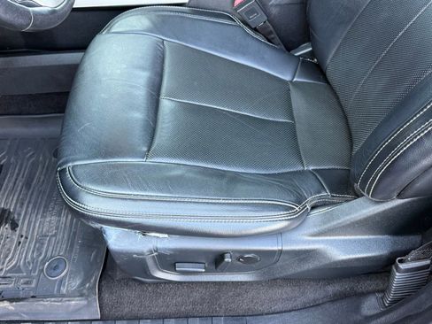 Used 2019 Ford F150 Lariat w/ Equipment Group 502A Luxury image 39