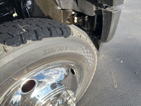 New 2026 Ford F550 4x4 Regular Cab Super Duty image 9