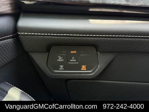 Used 2024 Volkswagen Atlas SEL Premium R-Line image 26