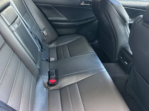 Certified 2025 Lexus IS 350 F Sport RWD image 33