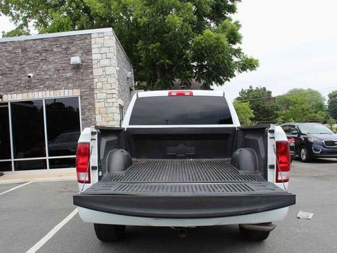 Used 2019 RAM 1500 Express w/ Express Value Package image 7