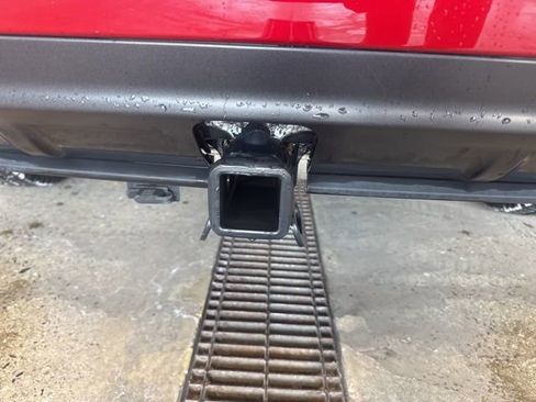 Used 2024 Ford Edge ST-Line w/ Class II Trailer Tow Package image 14