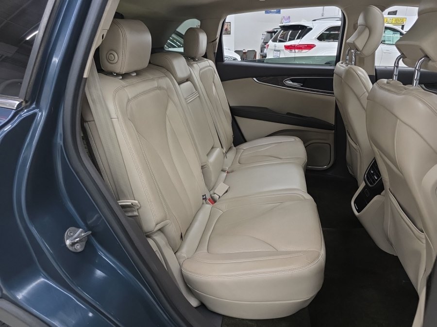 Used 2016 Lincoln MKX Reserve w/ Climate Package AWD/4WD image 11