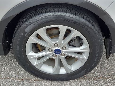 Used 2018 Ford Escape SE image 7