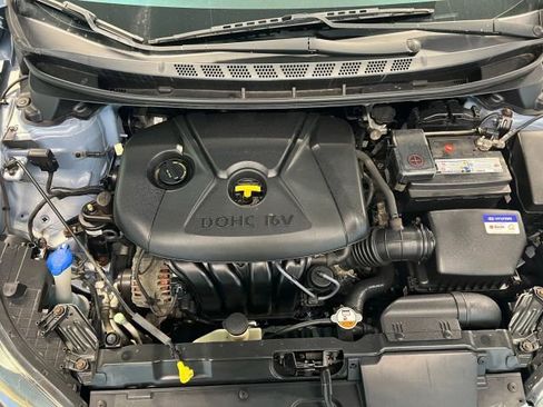 Used 2012 Hyundai Elantra GLS w/ Preferred Pkg 3 image 11