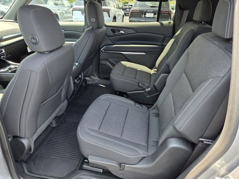 New 2026 Chevrolet Traverse LT w/ Driver Confidence Package FWD image 6