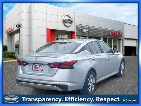 Certified 2025 Nissan Altima 2.5 S image 6