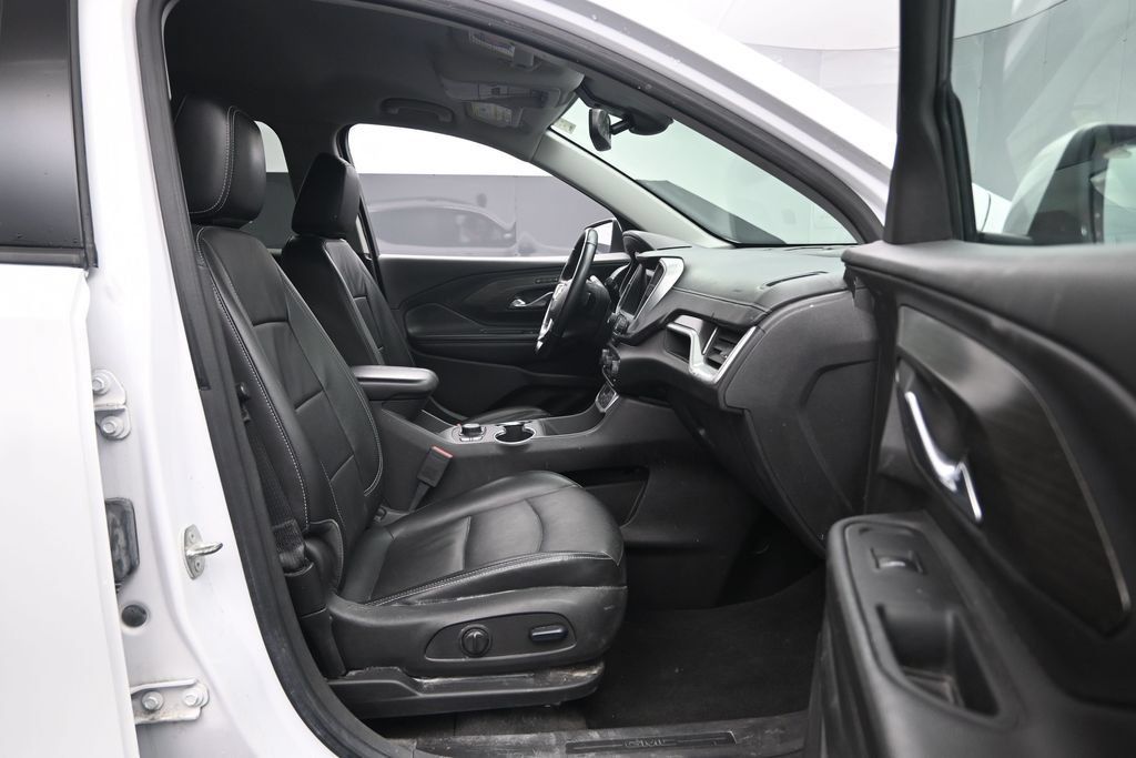 Used 2024 GMC Terrain SLT AWD/4WD image 28