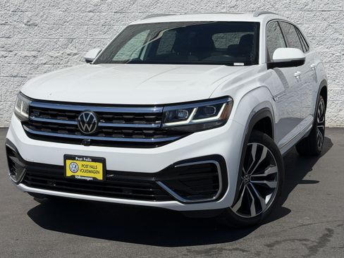 Used 2020 Volkswagen Atlas Cross Sport SEL Premium R-Line AWD/4WD image 3