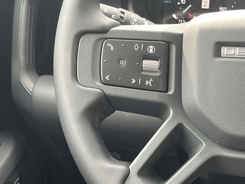 Used 2025 Land Rover Defender 110 S image 16