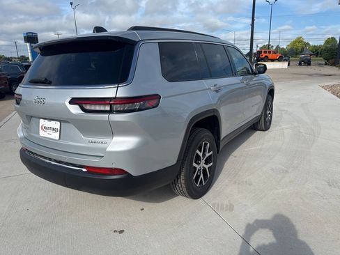 New 2025 Jeep Grand Cherokee L Limited image 10