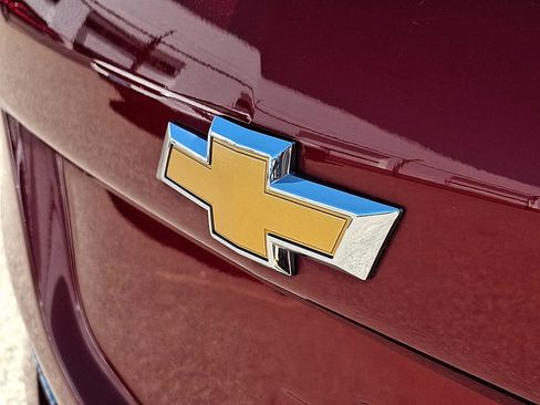 Used 2023 Chevrolet Equinox LT FWD image 29