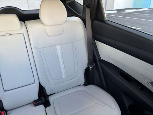 Used 2025 Hyundai Tucson SEL AWD/4WD image 39