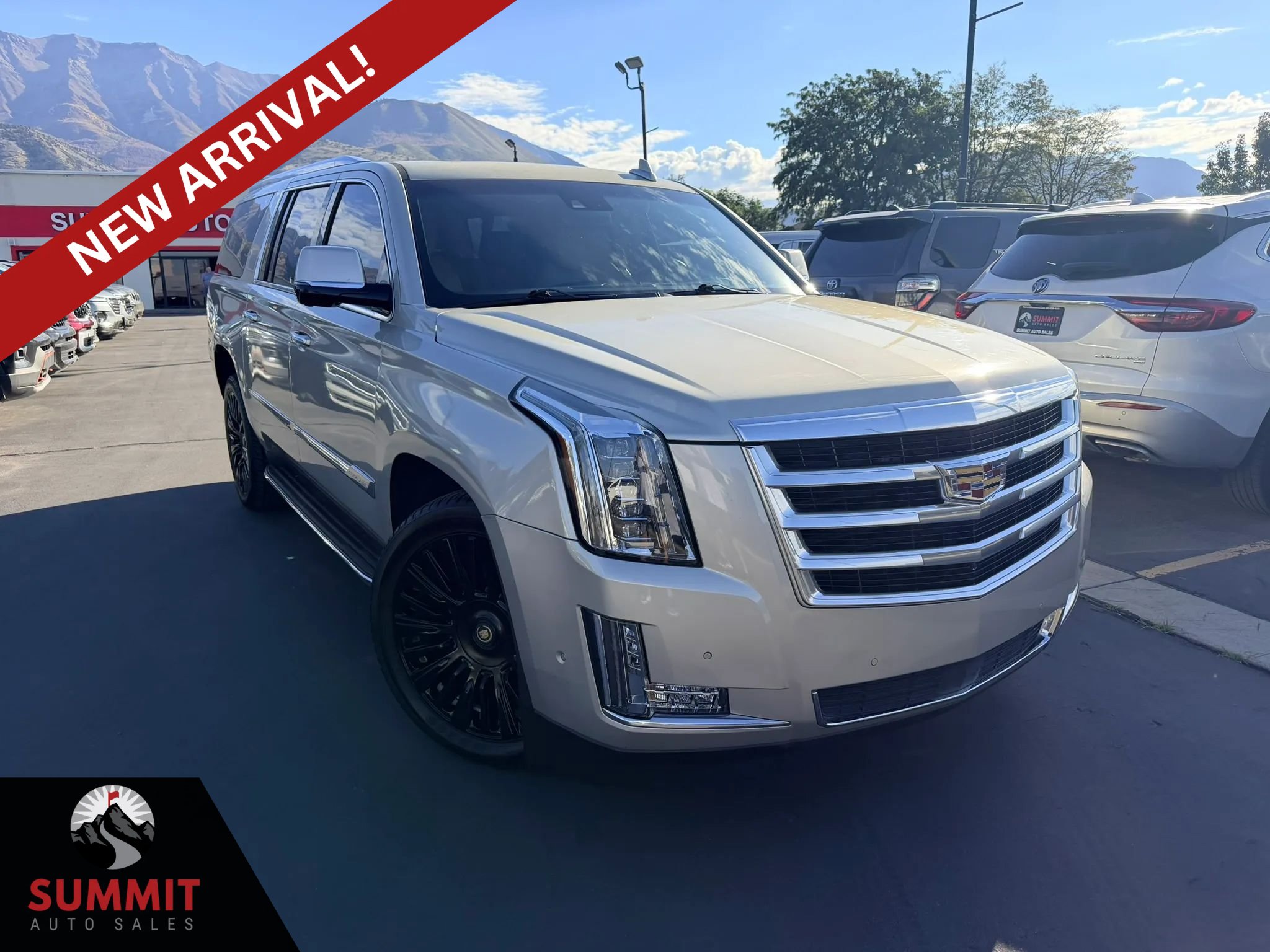 Used 2017 Cadillac Escalade ESV Premium Luxury AWD/4WD image 1