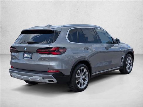 Used 2025 BMW X5 xDrive40i AWD/4WD image 5