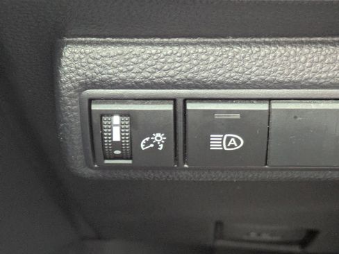Used 2024 Toyota Corolla XLE FWD image 15