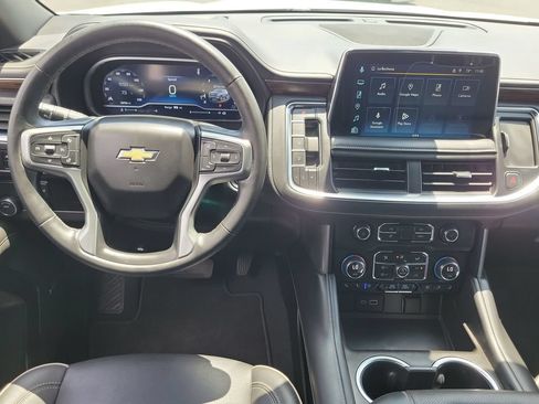 Used 2023 Chevrolet Tahoe Premier RWD image 11