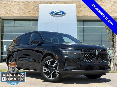 Used 2024 Lincoln Nautilus Premier w/ Jet Appearance Package AWD/4WD image 1