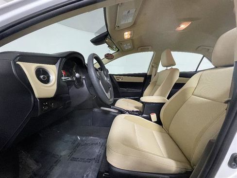 Used 2019 Toyota Corolla LE image 9