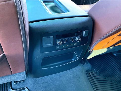 Used 2019 Chevrolet Tahoe Premier w/ Premier Plus Edition image 31