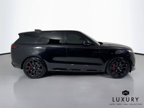 Used 2024 Land Rover Range Rover Sport Dynamic SE AWD/4WD image 5