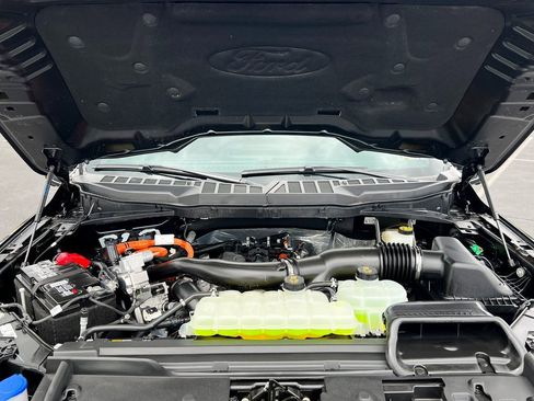 Used 2024 Ford F150 Lariat image 15