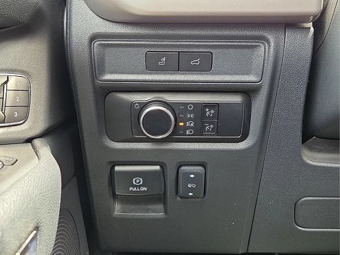 Used 2024 Ford Expedition Max XLT AWD/4WD image 21