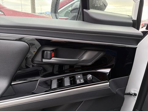 Used 2025 Toyota bZ4X FWD w/ Weather Package image 14