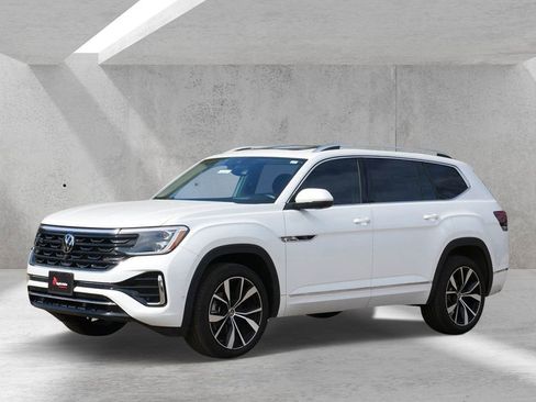 Used 2024 Volkswagen Atlas SEL Premium R-Line image 6
