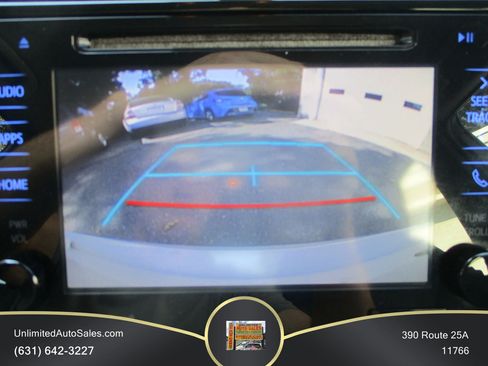 Used 2017 Toyota Prius Prime Plus FWD image 8