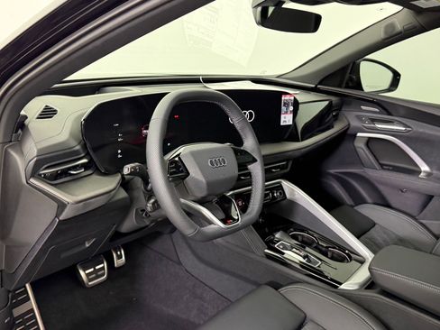 New 2025 Audi SQ5 Premium Plus image 4