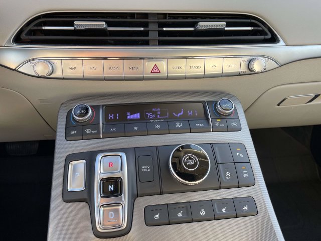 Used 2021 Hyundai Palisade Limited FWD image 32