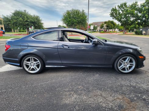 Used 2014 Mercedes-Benz C 250 Coupe image 8