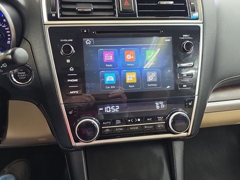 Used 2018 Subaru Outback 3.6R Limited w/ Popular Package #2 image 10