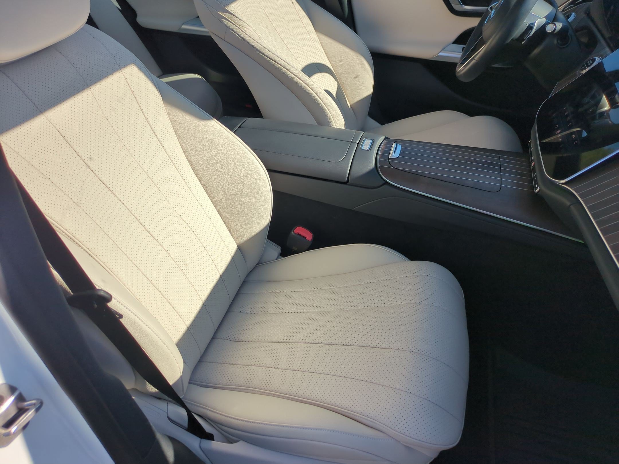 Certified 2025 Mercedes-Benz E 450 4MATIC Sedan image 35