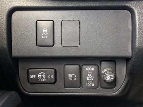 Used 2023 Toyota Tacoma TRD Sport image 24