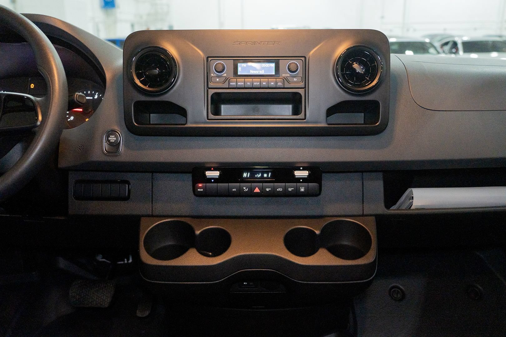 Used 2019 Mercedes-Benz Sprinter 2500 image 41