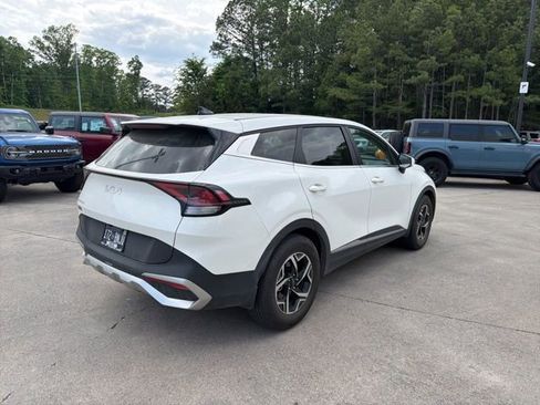 Used 2024 Kia Sportage LX FWD image 5