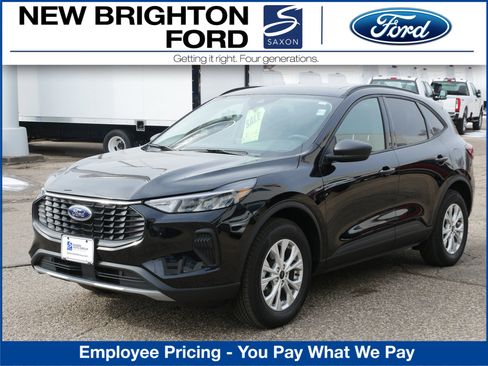 New 2025 Ford Escape Active w/ Active Premium Tech Pack AWD/4WD image 1
