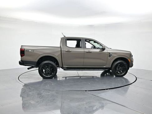 New 2025 Ford Ranger Lariat w/ Black Appearance Package image 3
