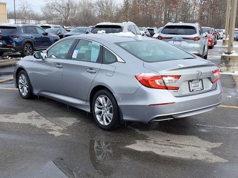 Certified 2018 Honda Accord LX image 3