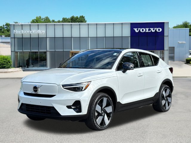 Certified 2023 Volvo C40 P8 Recharge Ultimate AWD/4WD image 1