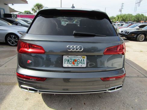 Used 2018 Audi SQ5 Premium Plus w/ S Sport Package AWD/4WD image 3
